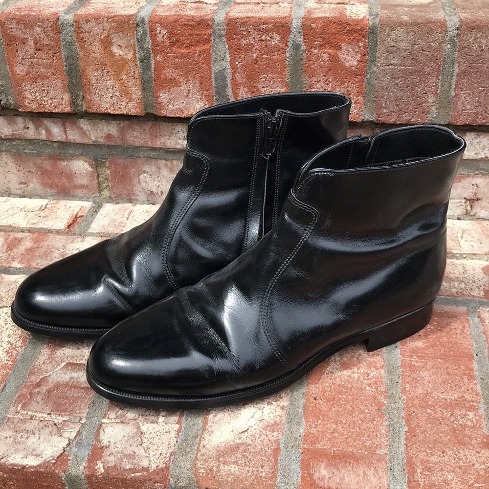 Black Vintage Leather Chelsea Boots